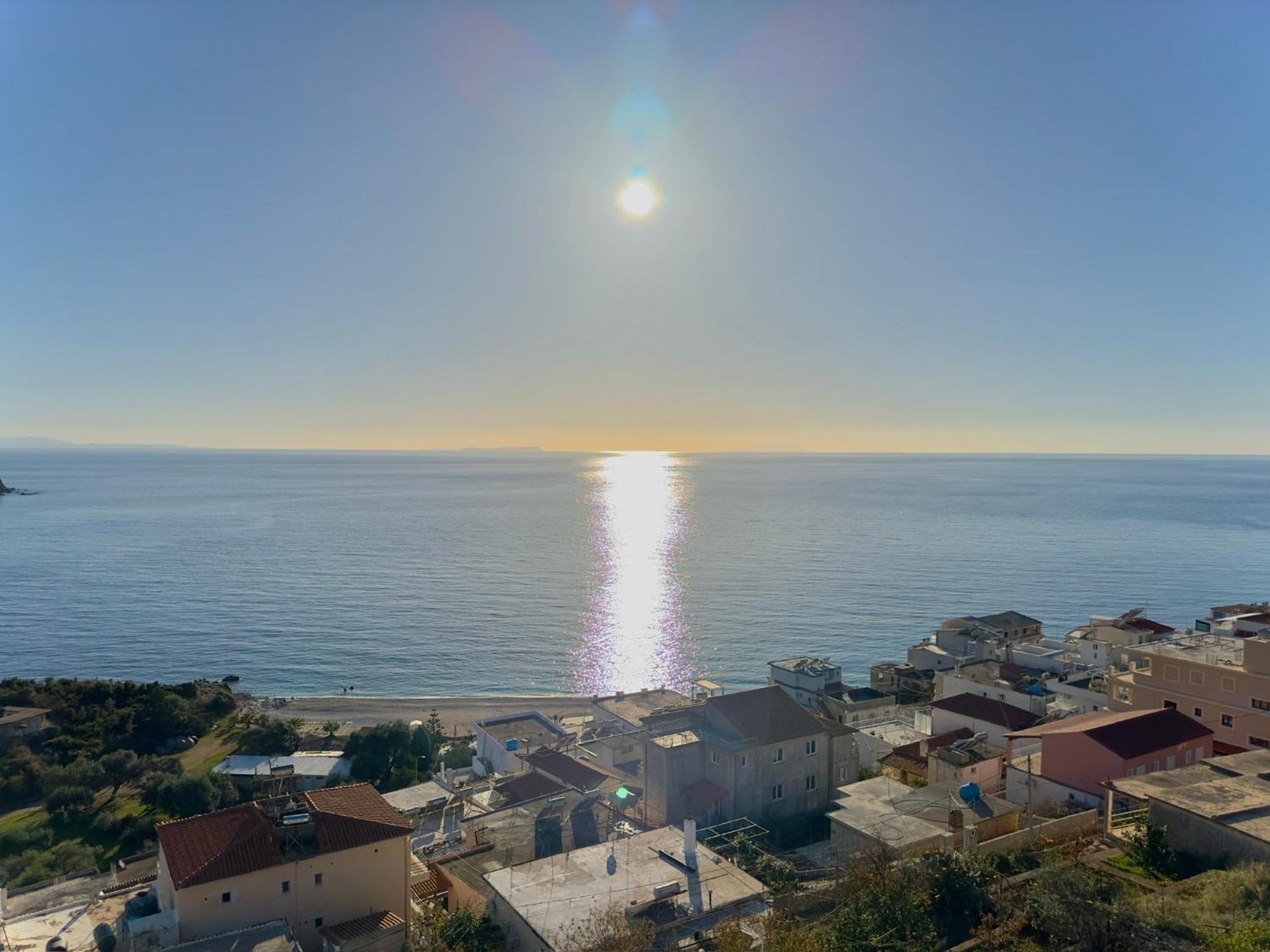 Roumers Himara Exterior photo